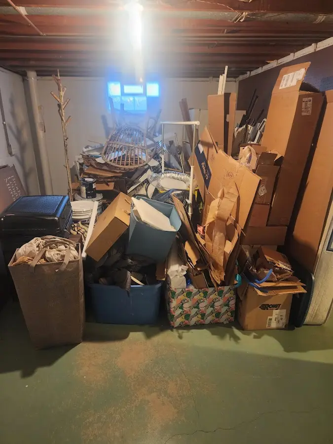 Roll-off dumpster container at job site for Cleanout Dumpster Rental in Selah